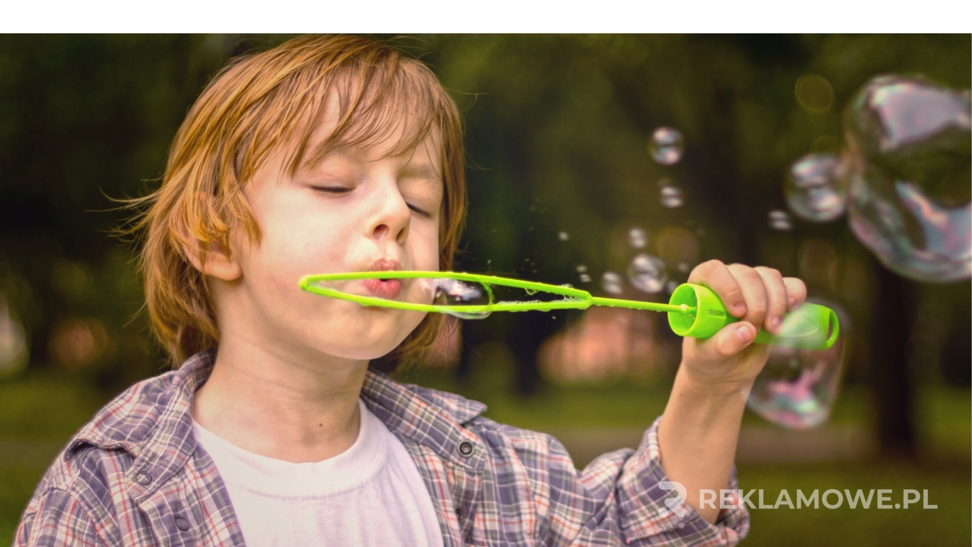 Jak bańki reklamowe mogą zwiększyć rozpoznawalność marki Bańki reklamowe używane do promocji marki